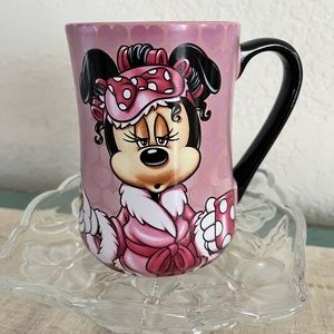 Disney Parks Retired Minnie Mouse Coffee Mug 16 oz